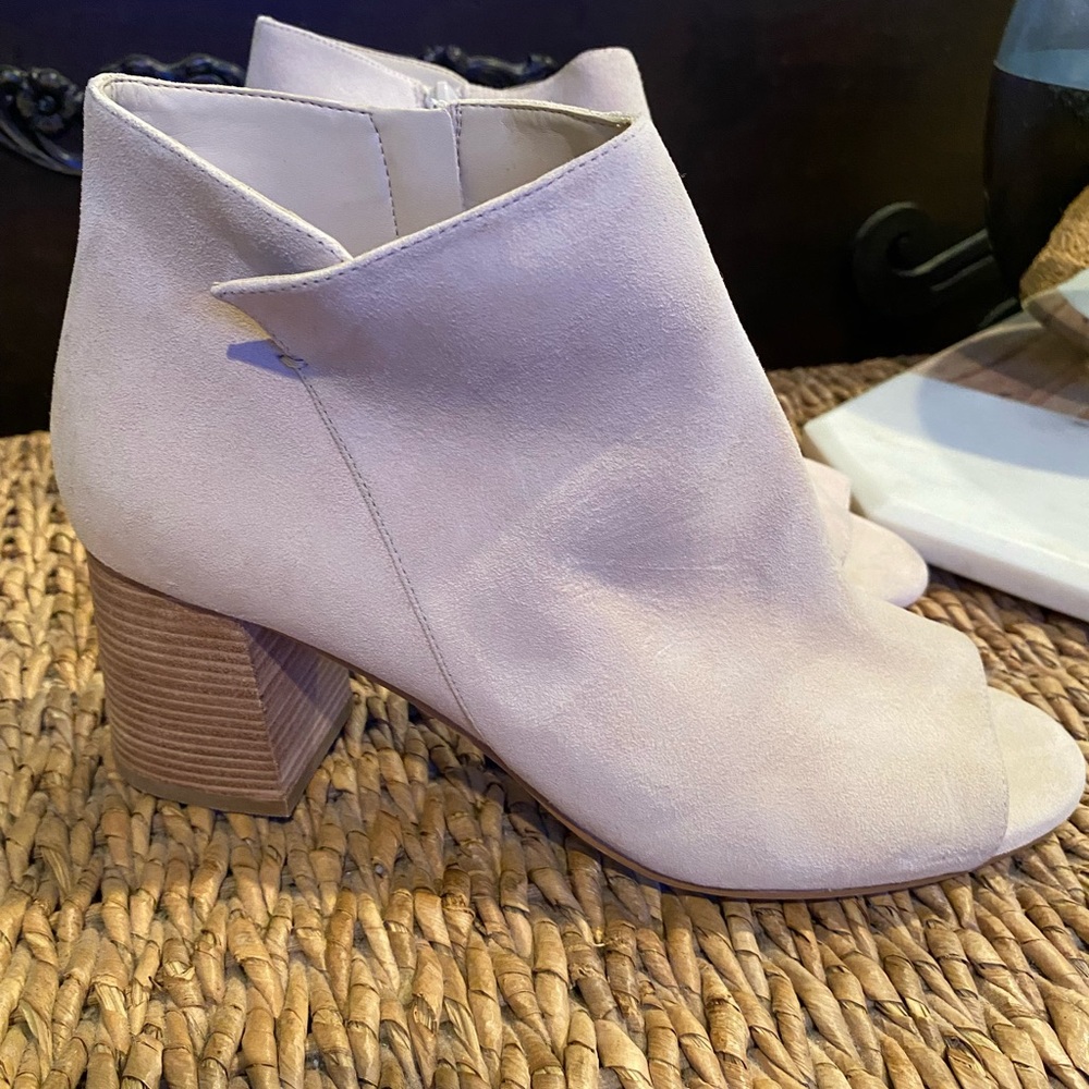 Cole Hahn Suede Booties NWOT